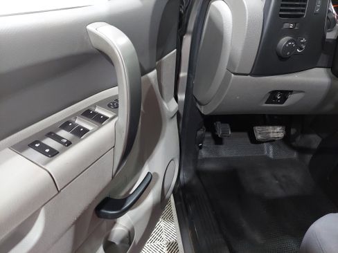 Used 2014 Chevrolet Silverado 2500 W/T image 16