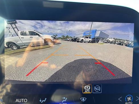 New 2026 Chevrolet Equinox EV LT w/ LPO, Blackout Package FWD image 22