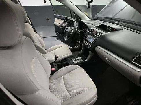 Used 2016 Subaru Forester 2.5i Premium w/ Protection Package #1 AWD/4WD image 39