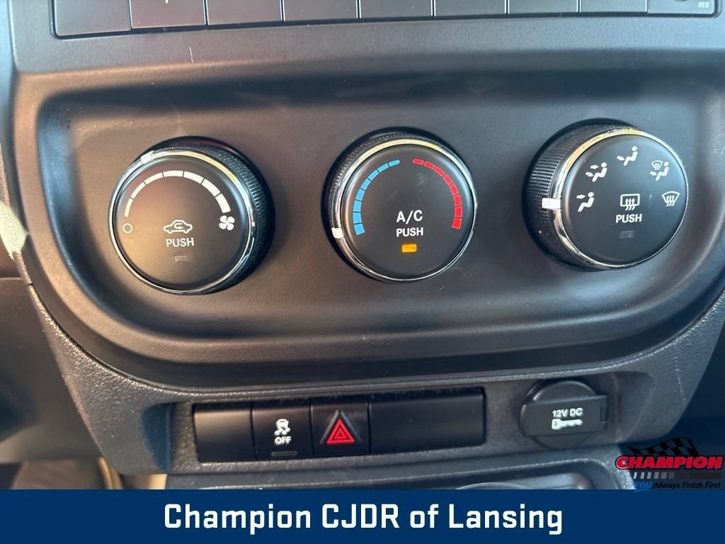 Used 2017 Jeep Patriot Sport w/ Power Value Group AWD/4WD image 23