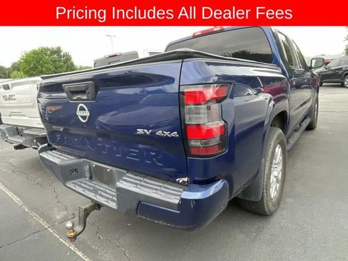 Used 2022 Nissan Frontier SV AWD/4WD image 6