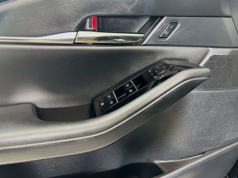 Certified 2023 MAZDA CX-30 AWD 2.5 S w/ Preferred Package image 22