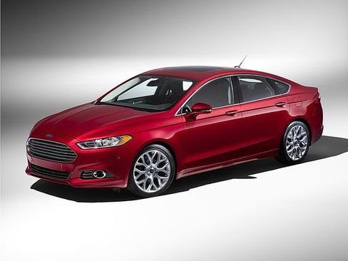 Used 2016 Ford Fusion SE w/ Equipment Group 202A FWD image 1