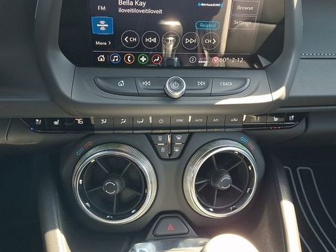 Used 2020 Chevrolet Camaro LT w/ RS Package image 15