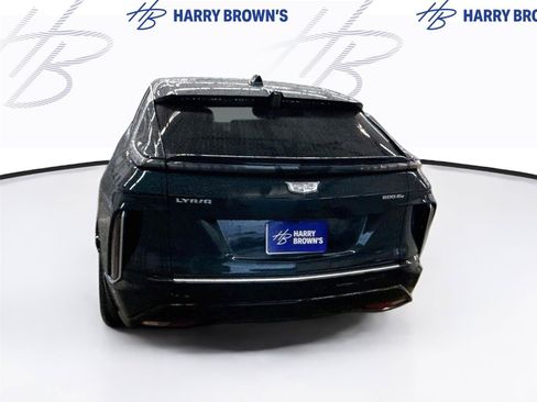 Used 2024 Cadillac Lyriq Luxury w/ LPO, Floor Liner Package AWD/4WD image 9