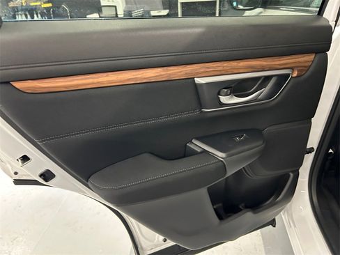 Used 2022 Honda CR-V EX image 17