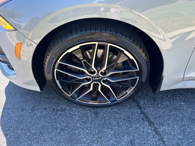 Certified 2024 Kia K5 GT w/ GT1 Package FWD image 4