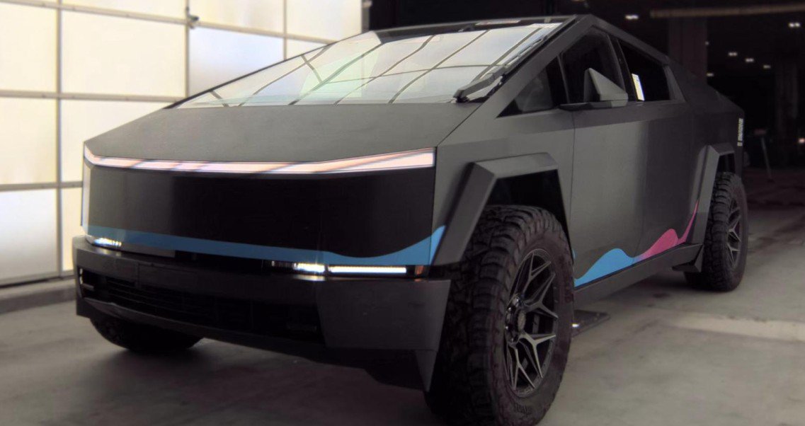 Used 2024 Tesla Cybertruck Cyberbeast AWD/4WD image 1
