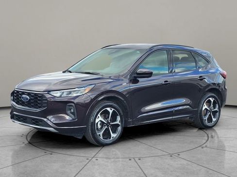 Certified 2023 Ford Escape ST-Line Select w/ Tech Pack #2 image 2