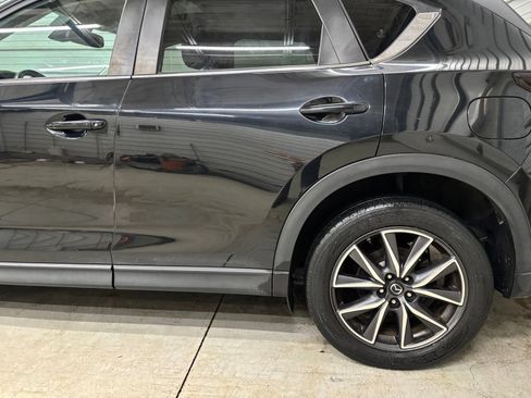 Used 2018 MAZDA CX-5 Touring w/ Preferred Equipment Package AWD/4WD image 8