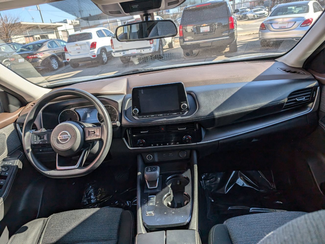 Used 2021 Nissan Rogue SV FWD image 14