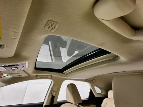 Used 2021 Lexus RX 350 AWD w/ Premium Package image 4