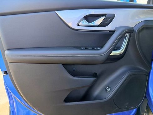 Certified 2024 Chevrolet Blazer LT w/ Convenience Package image 18