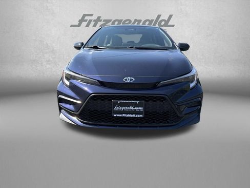 Used 2025 Toyota Corolla SE FWD image 9