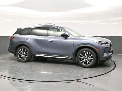 Certified 2025 INFINITI QX60 Sensory w/ Vision Package AWD/4WD image 8