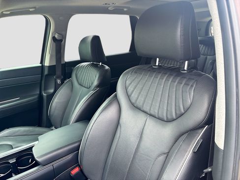 Used 2023 Hyundai Palisade Limited FWD image 22