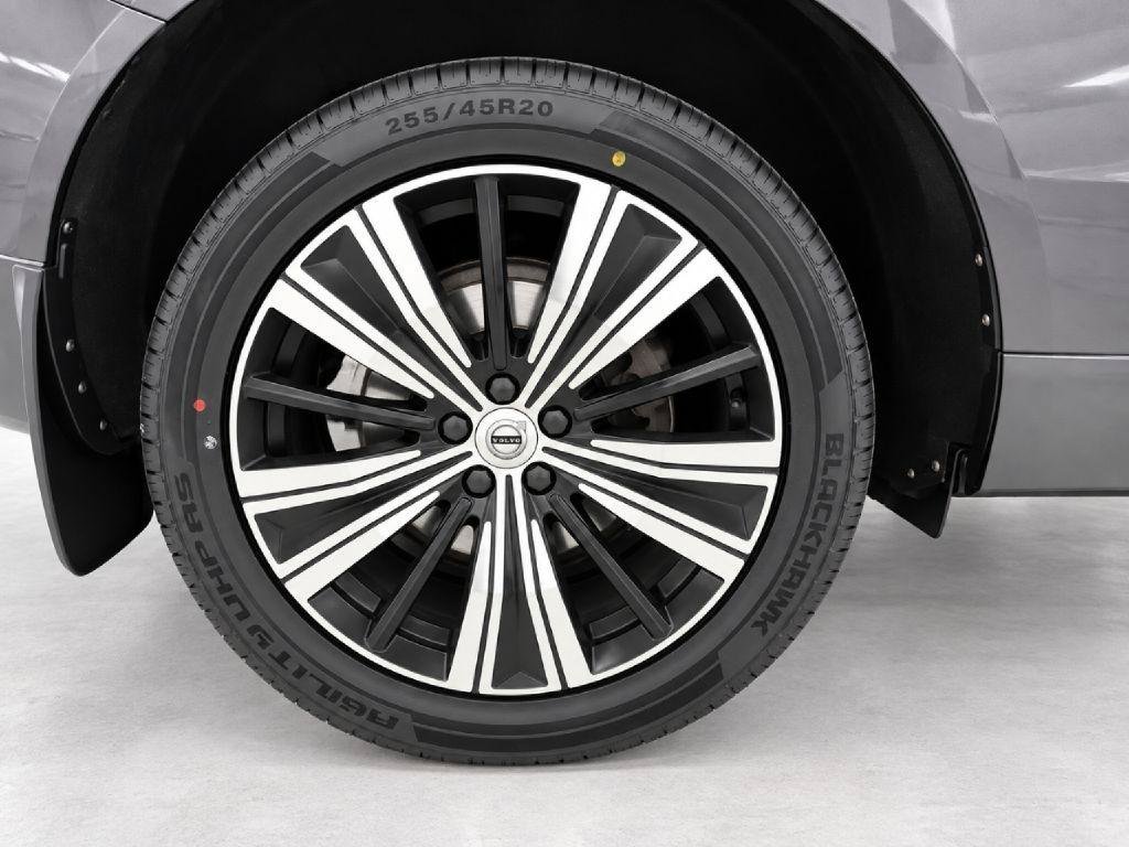 Used 2022 Volvo XC60 B6 Inscription w/ Advanced Package AWD/4WD image 33