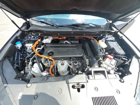 Used 2025 Honda CR-V Sport Touring image 13