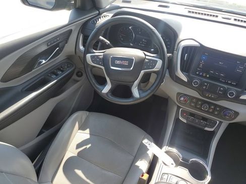 Used 2024 GMC Terrain SLT FWD image 15