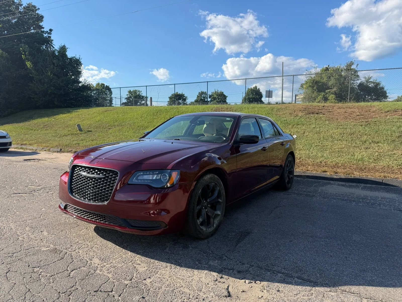 Used 2022 Chrysler 300 Touring w/ Sport Appearance Package RWD image 1
