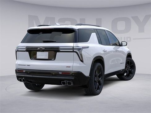 New 2026 Chevrolet Traverse RS w/ LPO, Floor Liner Package image 4