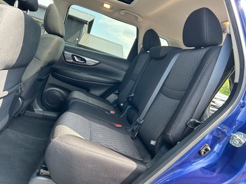 Used 2020 Nissan Rogue SV AWD/4WD image 14