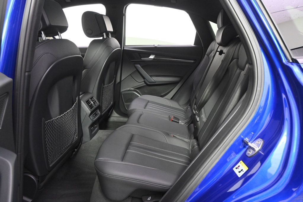 Used 2023 Audi SQ5 Prestige AWD/4WD image 21