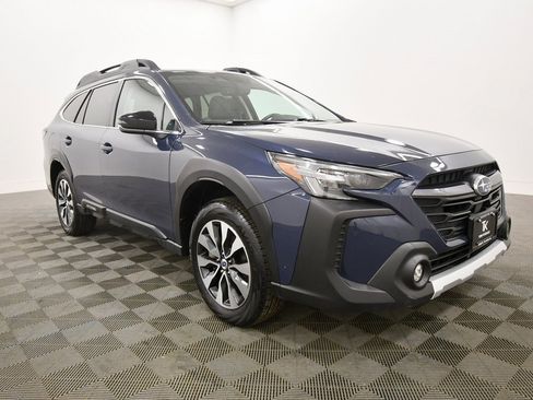 Used 2023 Subaru Outback Limited image 10