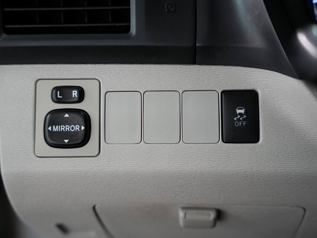 Used 2012 Toyota Venza LE FWD image 42