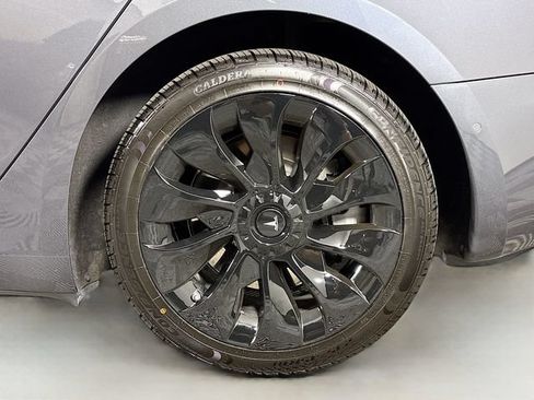 Used 2018 Tesla Model 3 Long Range AWD/4WD image 30