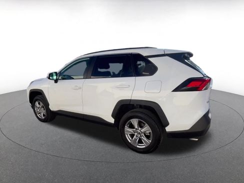 Used 2025 Toyota RAV4 XLE image 10