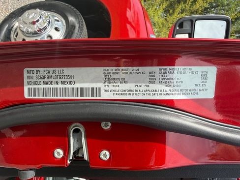 New 2026 RAM 3500 Laramie AWD/4WD image 36