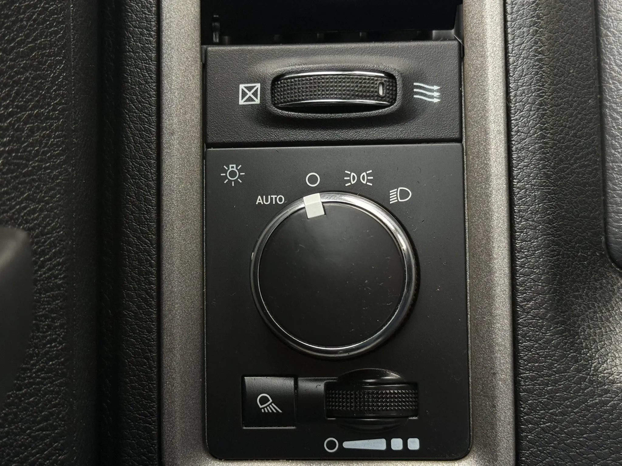 Used 2015 RAM 1500 Tradesman w/ Popular Equipment Group RWD image 29