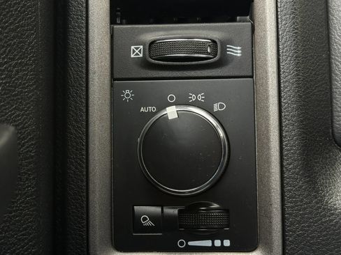 Used 2015 RAM 1500 Tradesman w/ Popular Equipment Group RWD image 29