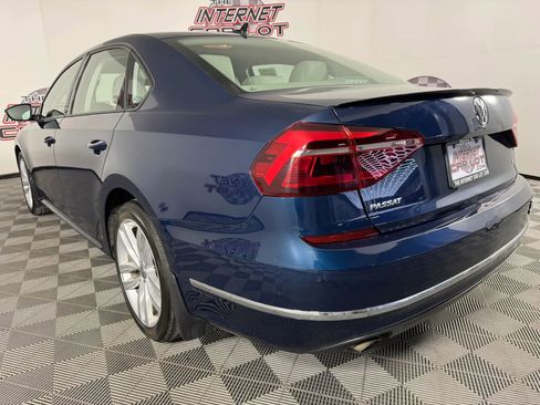 Used 2019 Volkswagen Passat 2.0T Wolfsburg w/ Wheels & Sunroof Package FWD image 23