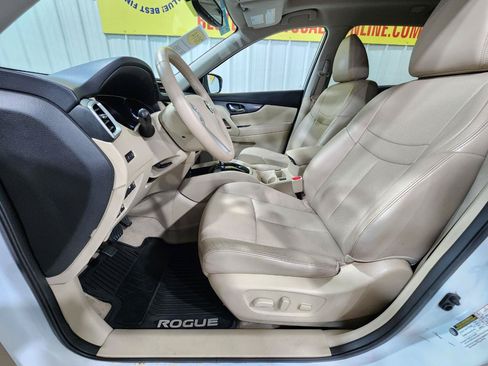 Used 2014 Nissan Rogue SL w/ SL Premium Package AWD/4WD image 14