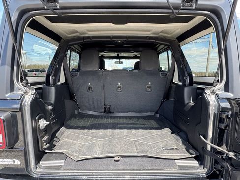 Used 2021 Jeep Wrangler Unlimited Sport image 6