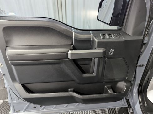 Used 2019 Ford F150 XLT w/ Equipment Group 302A Luxury AWD/4WD image 20