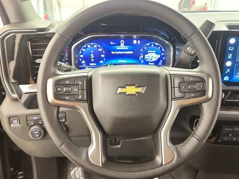 Used 2022 Chevrolet Silverado 1500 LT image 27