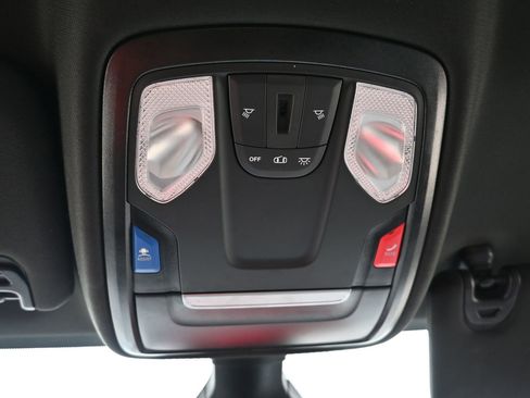 Used 2024 RAM 2500 Big Horn AWD/4WD image 26