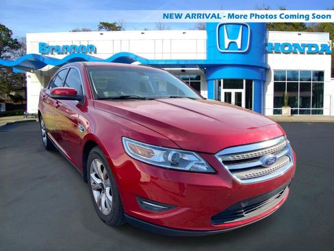Used 2012 Ford Taurus SEL image 1