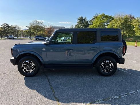 Used 2025 Ford Bronco Outer Banks AWD/4WD image 6