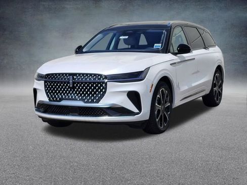 New 2026 Lincoln Nautilus Reserve AWD/4WD image 3