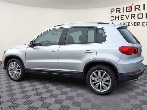 Used 2016 Volkswagen Tiguan SE image 6
