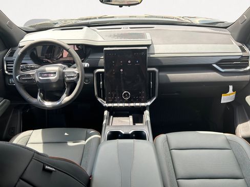 New 2026 GMC Acadia AT4 w/ LPO, Floor Liner Package image 3