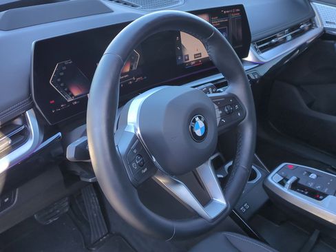 Used 2023 BMW X1 xDrive28i w/ Premium Package image 18