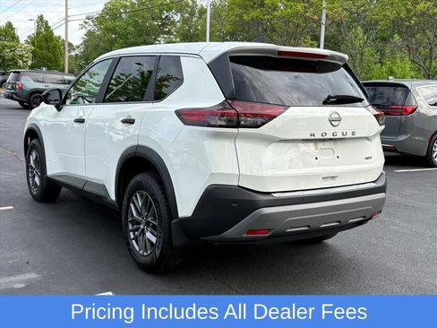Used 2023 Nissan Rogue S AWD/4WD image 6