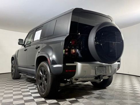 Used 2025 Land Rover Defender 110 S AWD/4WD image 4