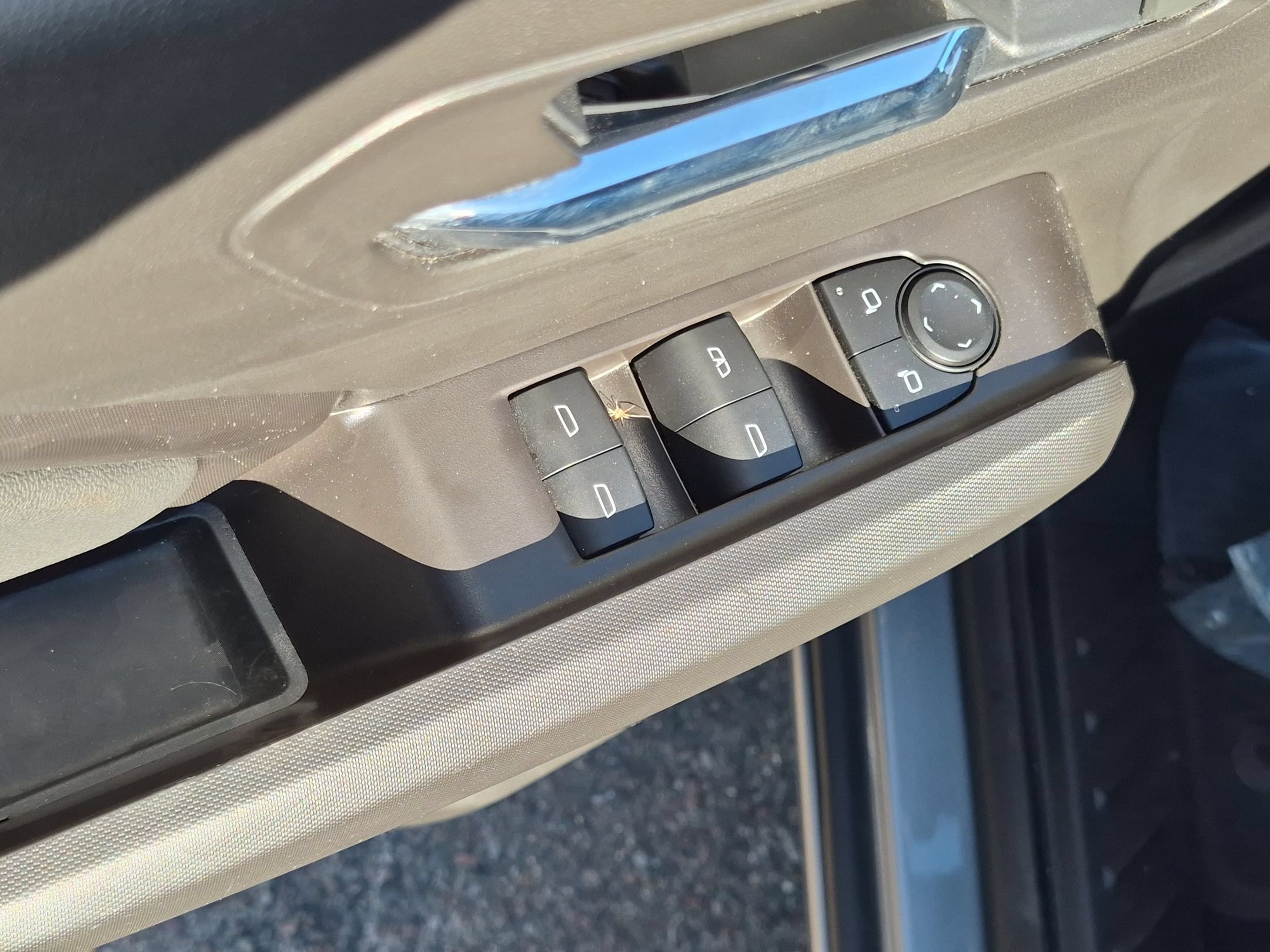 Used 2025 GMC Canyon Elevation RWD image 12