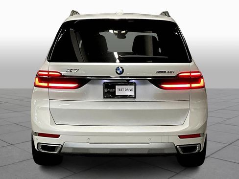 Used 2024 BMW X7 xDrive40i AWD/4WD image 5